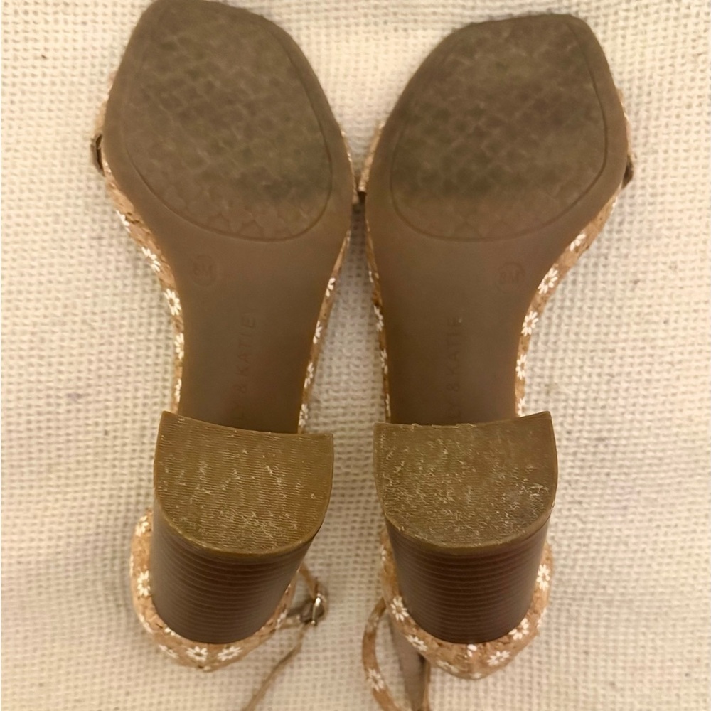 Kelly & Katie Cork Floral Women's Heels - Picture 4 of 4